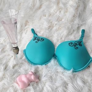 Victoria's Secret Very Sexy Push Up Bra